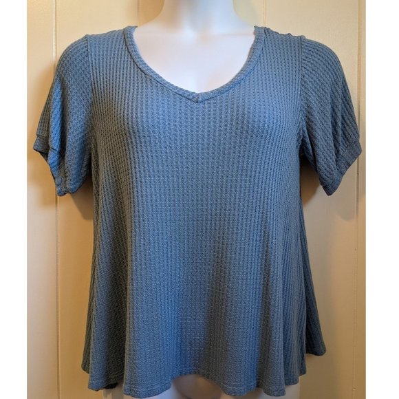 Puff Sleeve V-Neck Waffle Top - Picture 4 of 4